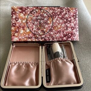 NWB BOBBI BROWN Caviar and Oyster Mini Brush Collection O/S